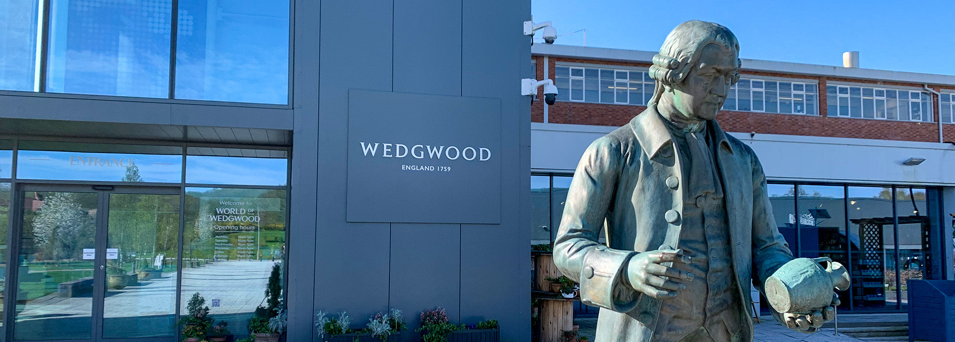 World of Wedgwood World Art Day Workshop – Kate Dawes Studio